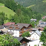 Hotel Alpenrose 3*