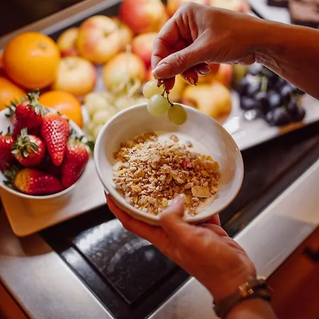 Отель Alpenrose Мюльбах-ам-Хохкёниг