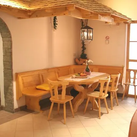 Отель Alpenrose