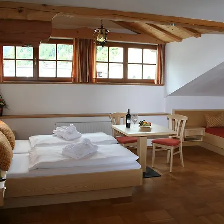 Отель Alpenrose 3*