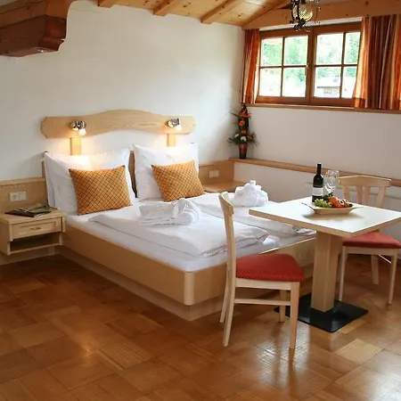 Отель Alpenrose