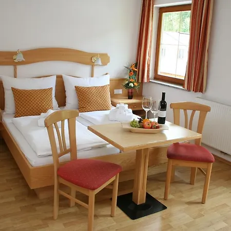 Отель Alpenrose Мюльбах-ам-Хохкёниг